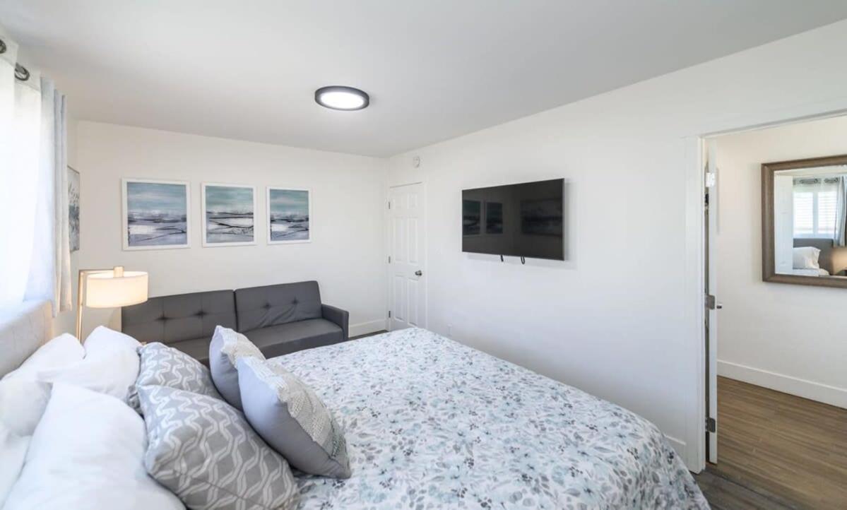 Spacious Disneyland 5 Bedroom 4 Bath House With Game Room Anaheim Eksteriør billede