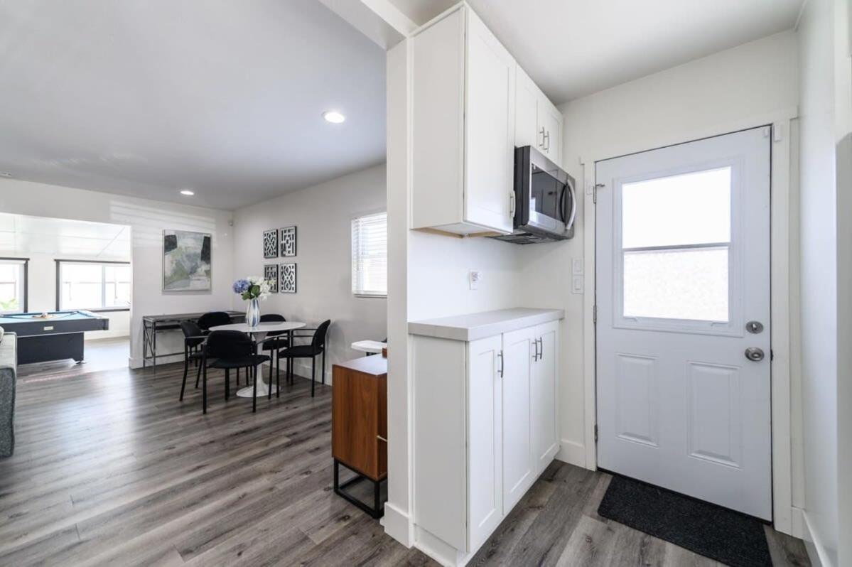 Spacious Disneyland 5 Bedroom 4 Bath House With Game Room Anaheim Eksteriør billede