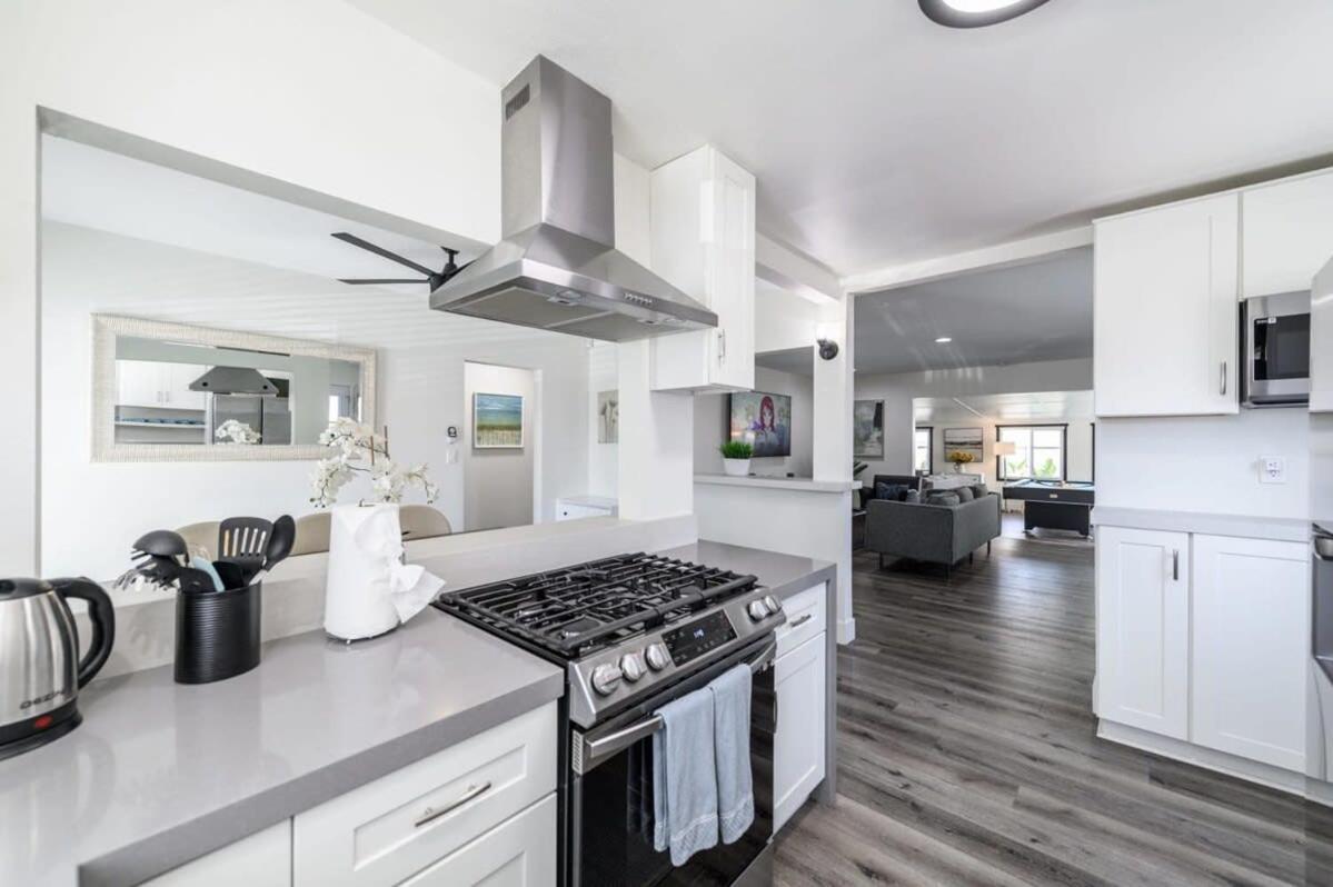 Spacious Disneyland 5 Bedroom 4 Bath House With Game Room Anaheim Eksteriør billede