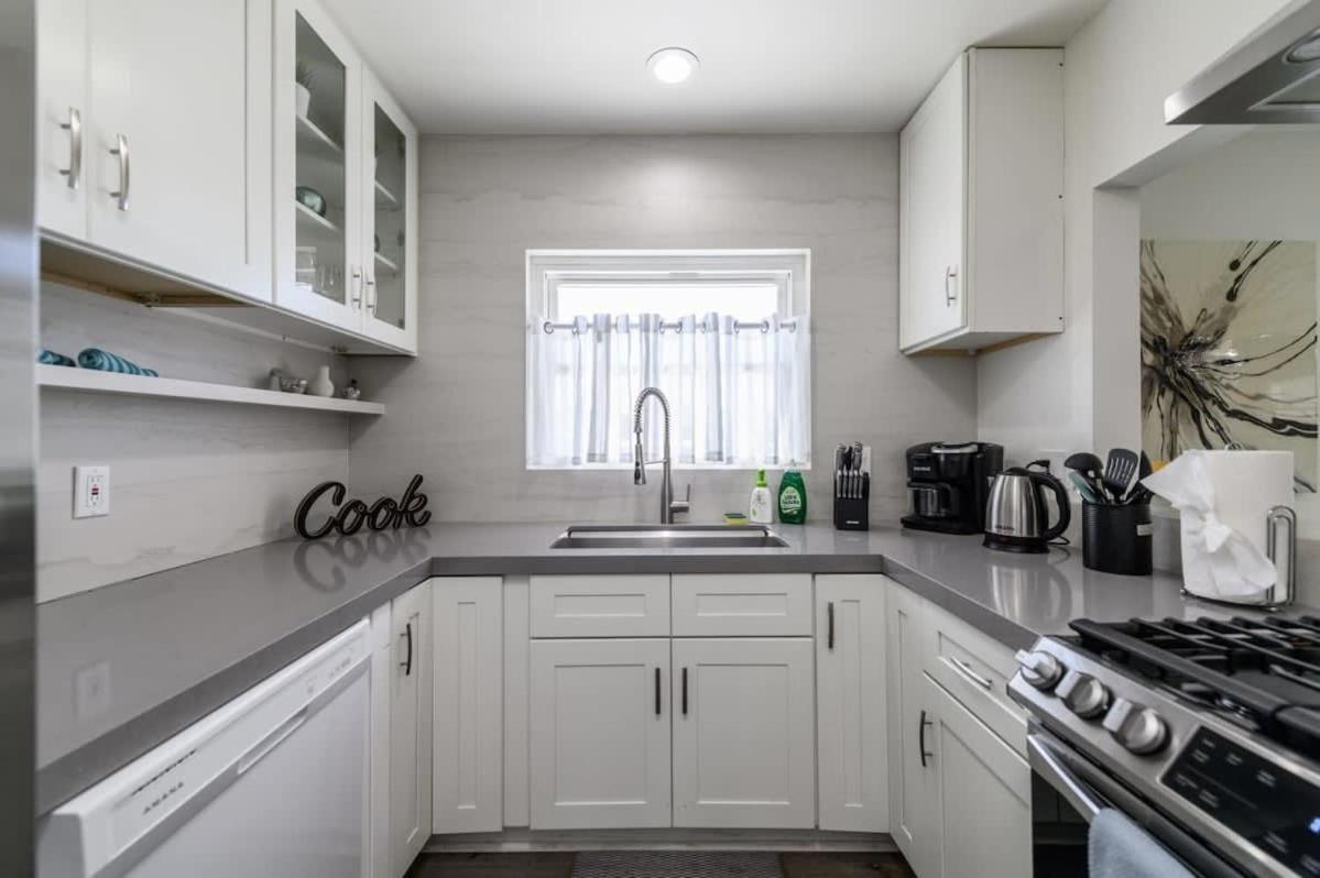 Spacious Disneyland 5 Bedroom 4 Bath House With Game Room Anaheim Eksteriør billede