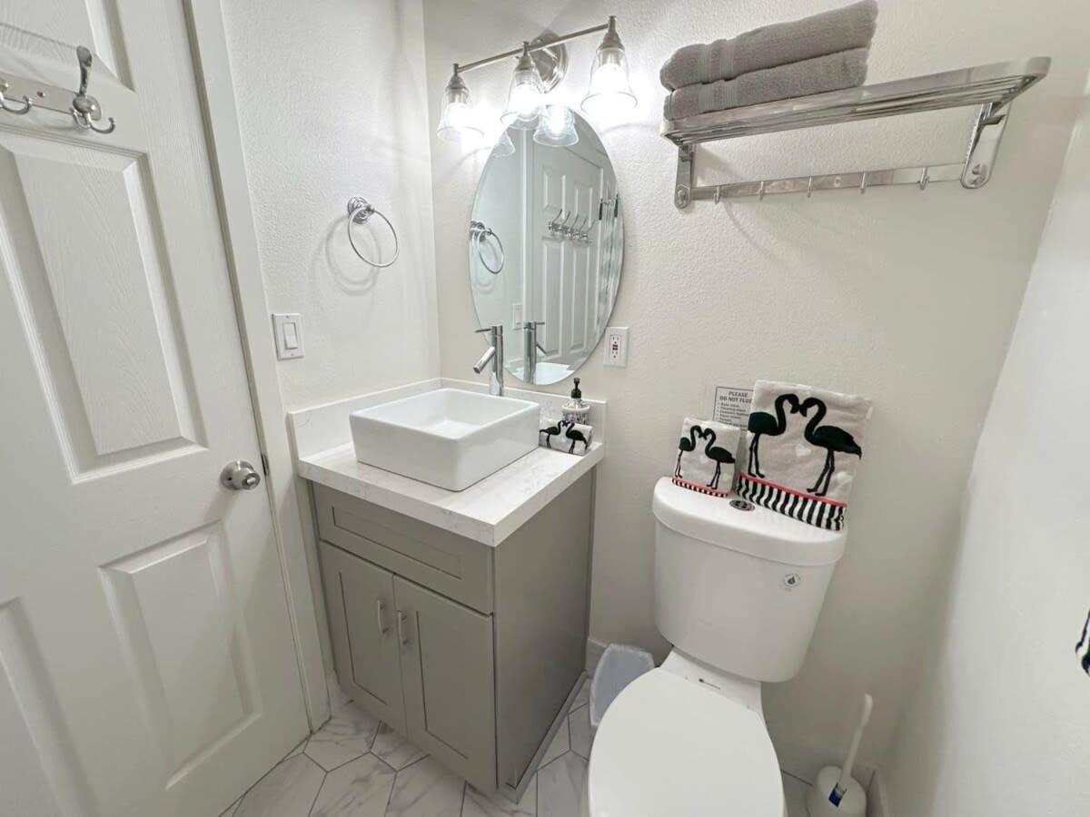 Spacious Disneyland 5 Bedroom 4 Bath House With Game Room Anaheim Eksteriør billede