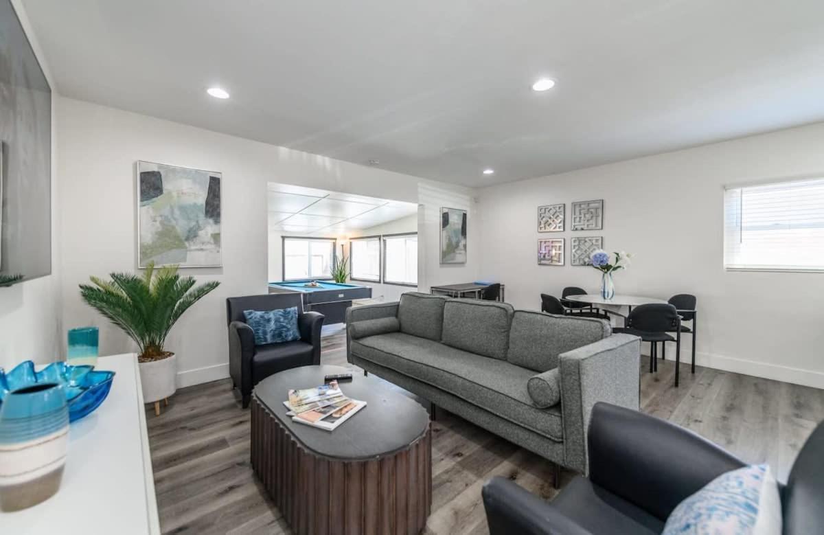 Spacious Disneyland 5 Bedroom 4 Bath House With Game Room Anaheim Eksteriør billede